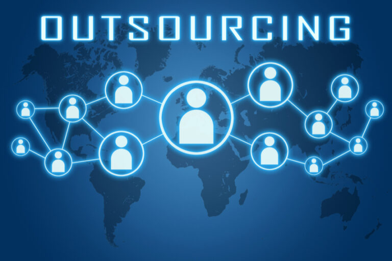 5 Advantages of Outsourced IT—and 5 Disadvantages